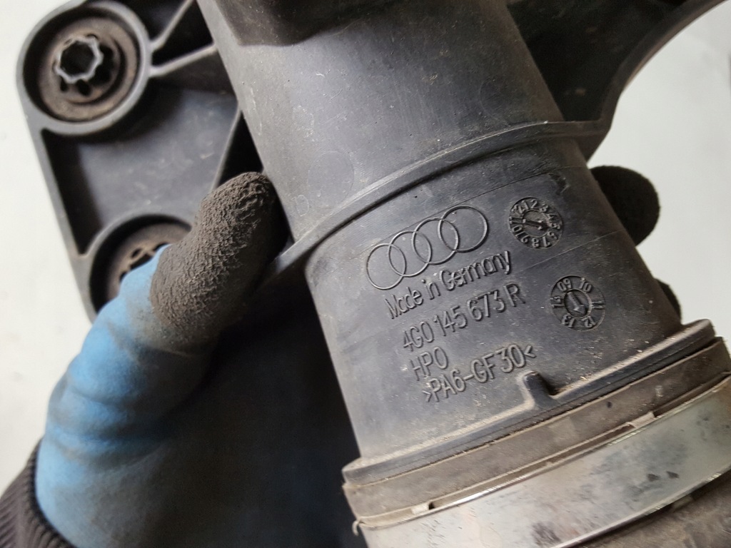 фото №4, Audi a6 c7 4g 10r- 3.0 tdi cdu труба интеркулер