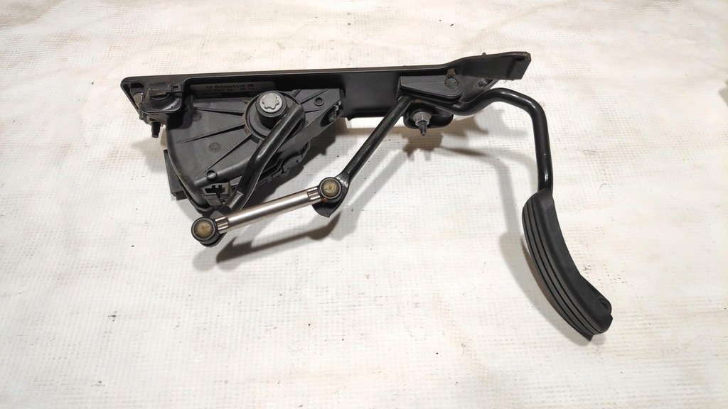 фото №6, Педаль газу потенціометр renau trafic ii 8200008477