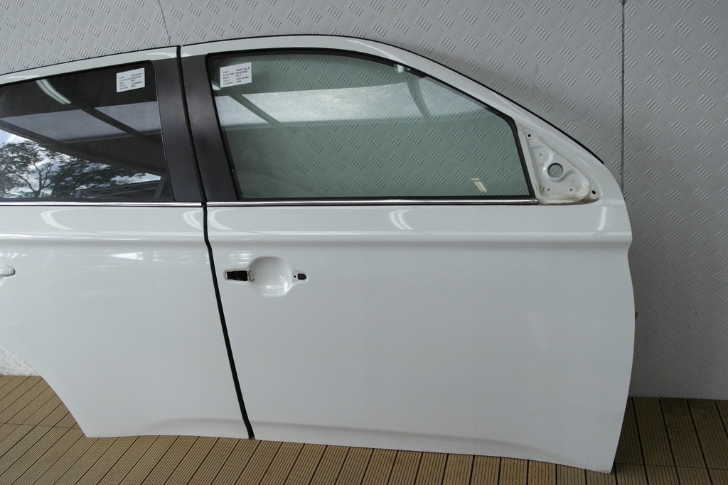 фото №6, Mitsubishi outlander iii lift 16-20 дверь передние i задние правое kpl w37 оригинальный номер