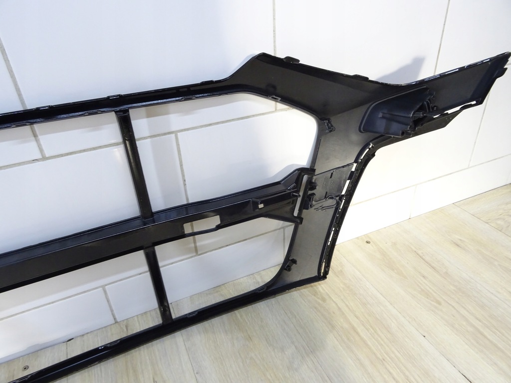 фото №14, Молдинг решітка рамка решітка audi rs3 8y0807725