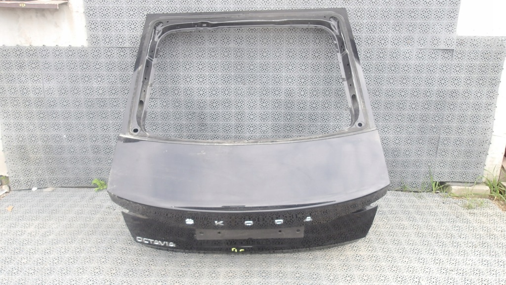фото №1, Кришка багажника skoda octavia sedan 5e6