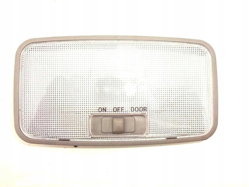 фото №1, Освещение кабины средний toyota yaris ii 2006-2011 rok