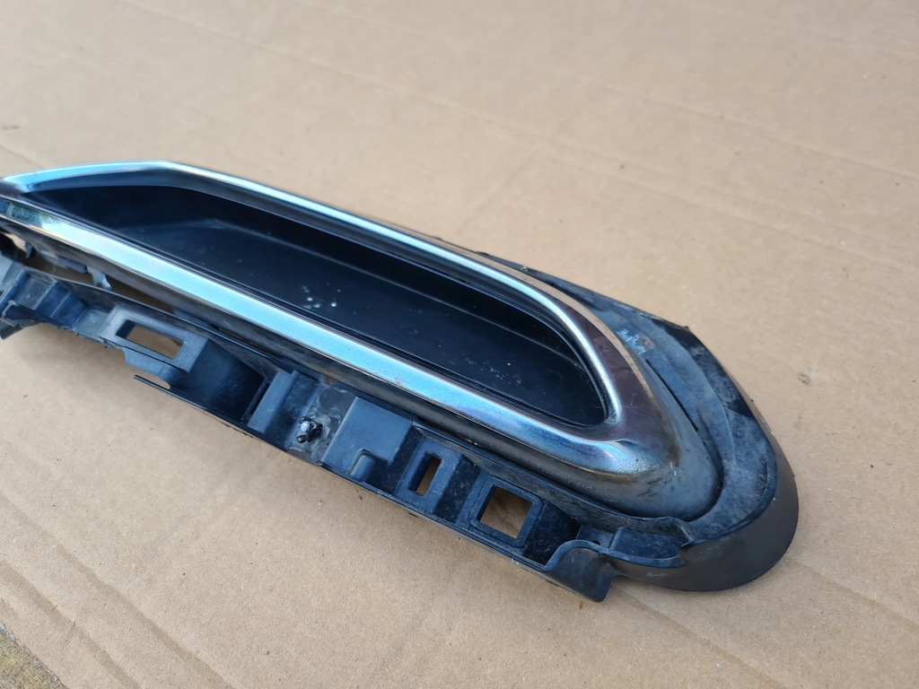 фото №7, Ліва решітка бампера задня passat b8 3g0807763