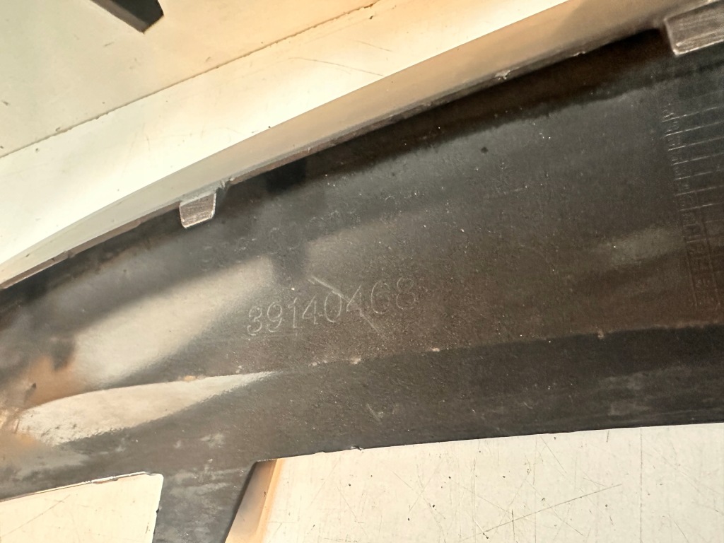 Opel insignia b рестайлинг  бампер передний решётка  решётка Оригинал