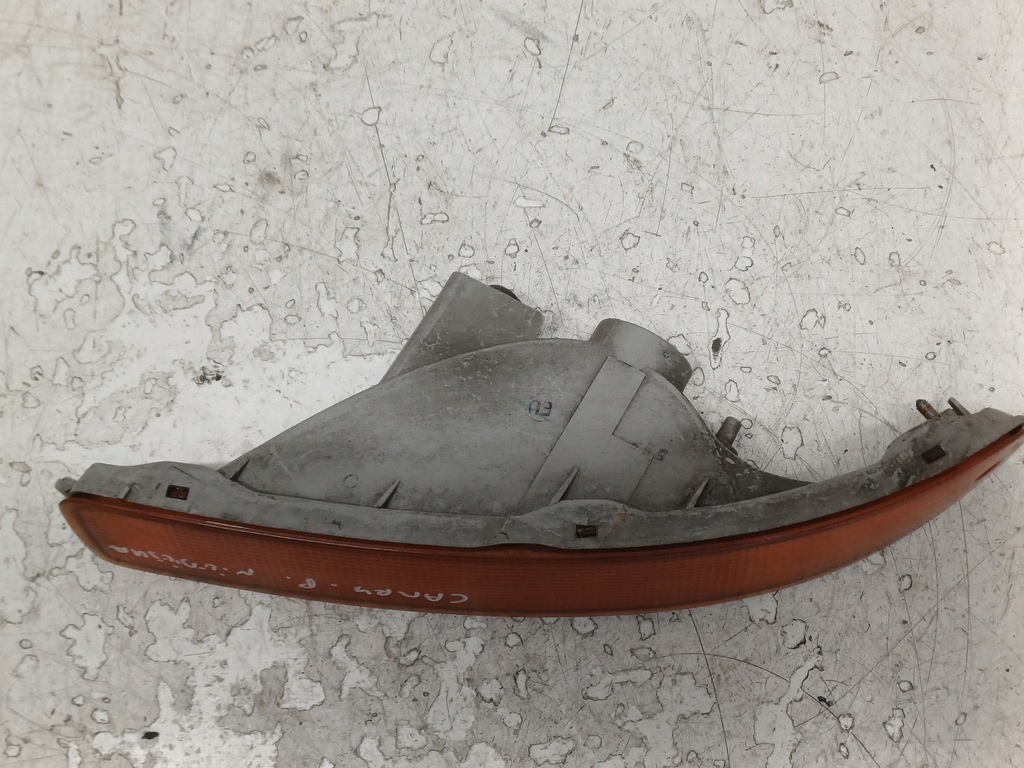 фото №5, Toyota camry 92- поворотник правий 32113