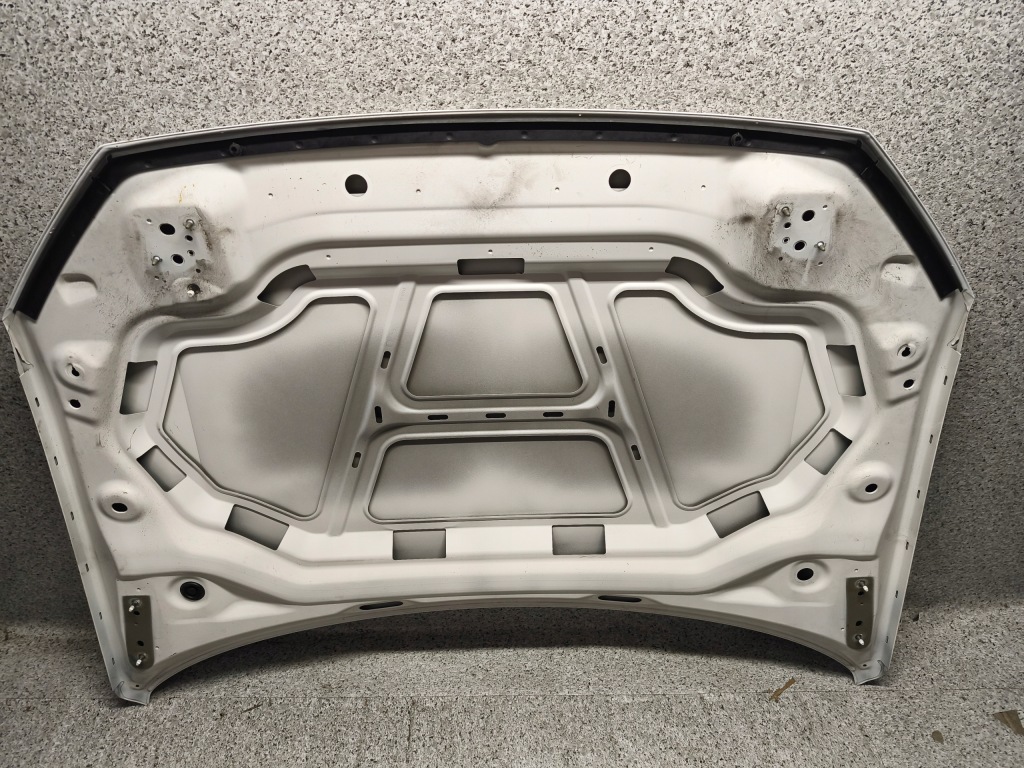 Капот audi q2 рестайлинг  хорошее состояние!! Доставка