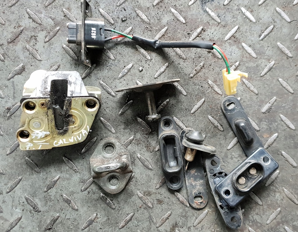 фото №1, Замок двері правий задня kia carnival i