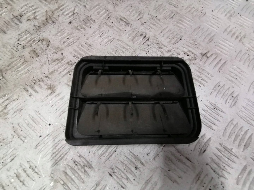 фото №1, Renault clio iv решётка вентиляционная