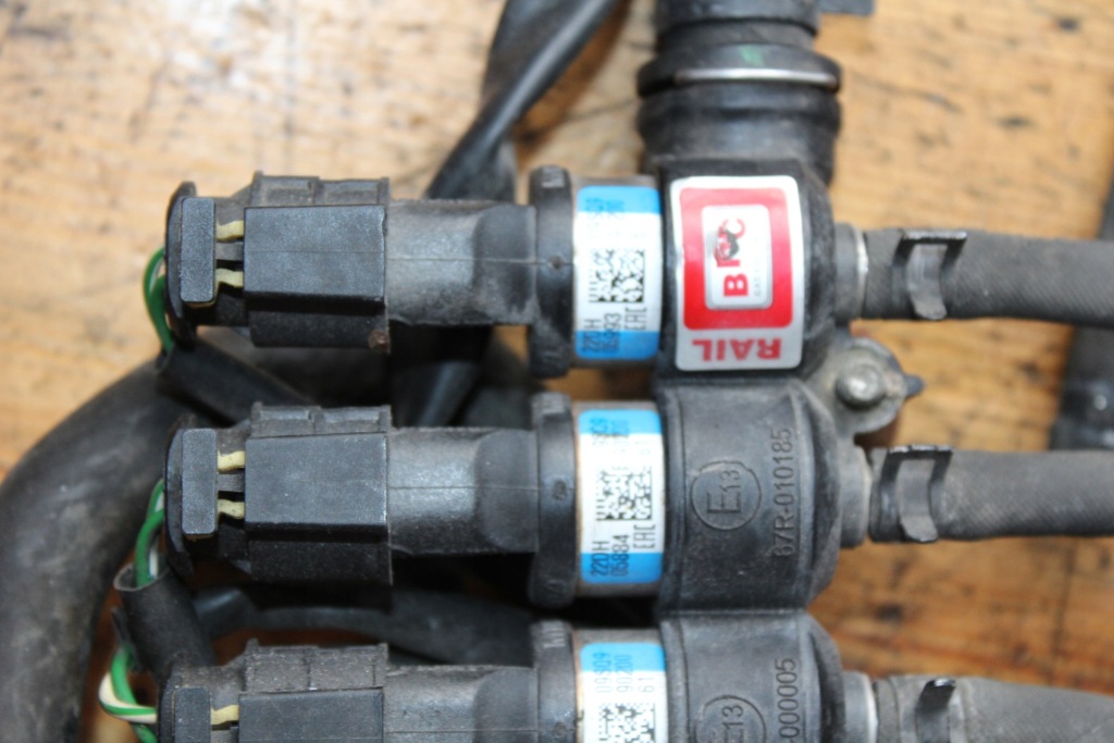 Купить Молдинг впрыскная газа испаритель электропроводка бортовой компьютер brc комплект