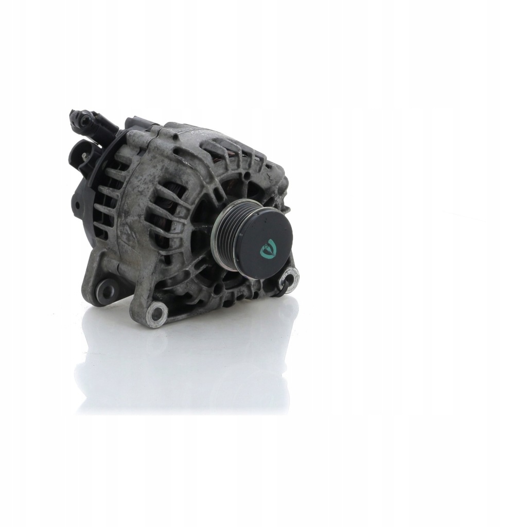 Купить Peugeot 208 2008 c3 1.2 vti hm01 13r генератор 9818677980 tg12c261