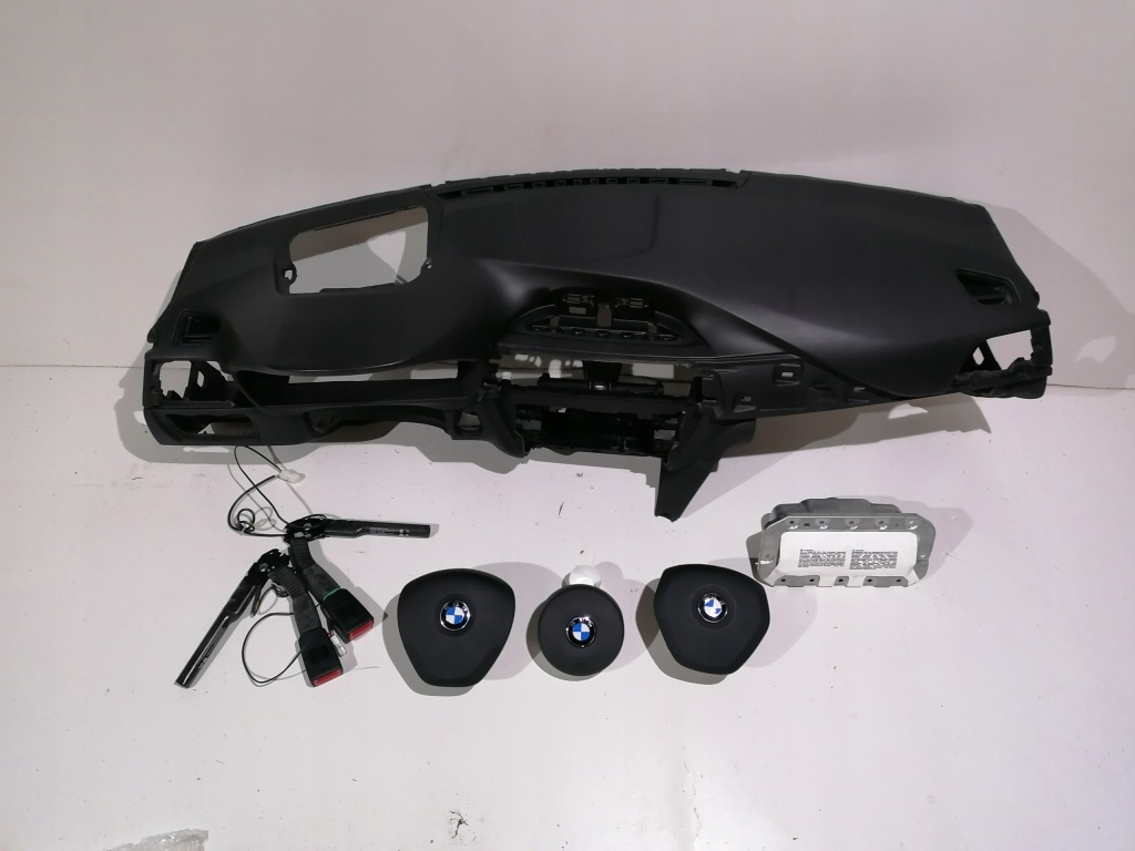 фото №1, Bmw 4 f32 f33 f36 приборная панель консоль подушка безопасности натяжители