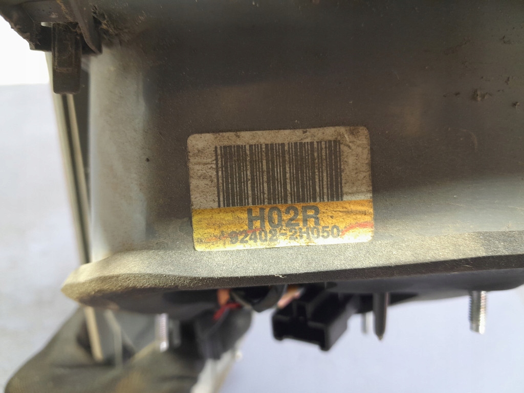 фото №8, Hyundai elantra iv 06-10 лампа задня права w крила 92402-2h050