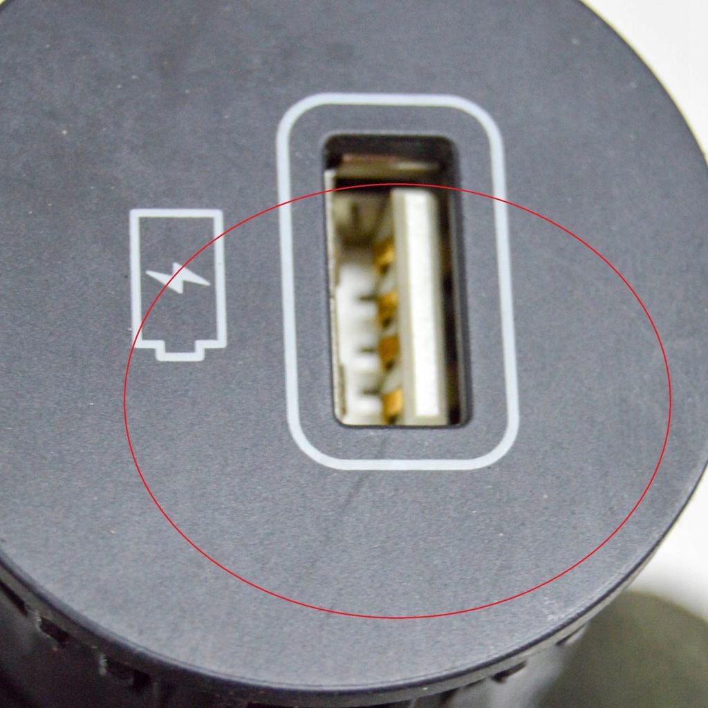 фото №8, Hyundai ioniq 5 2022 разъём / соединитель usb