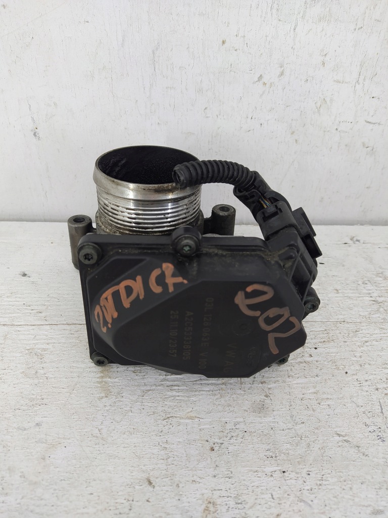 фото №1, Vw passat b7 2.0 tdi дроссельная заслонка 03l128063e