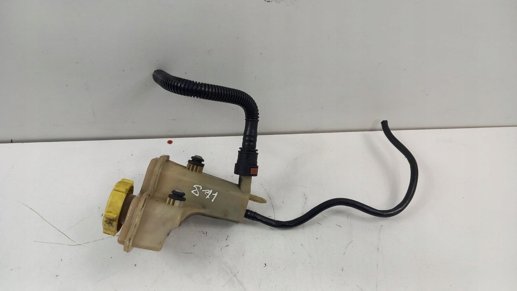 фото №1, Mazda 2 dy бачок жидкость усилителя 2s6c3531bc