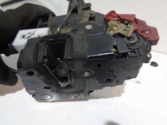 фото №8, Замок з доводчик правий перед vw phaeton 02-10 3d1837016aa