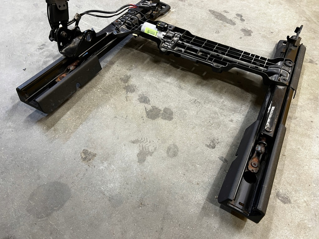 фото №9, Рейки кліпса пряжка поперечина безпеки сидіння перед правий ford fusion usa