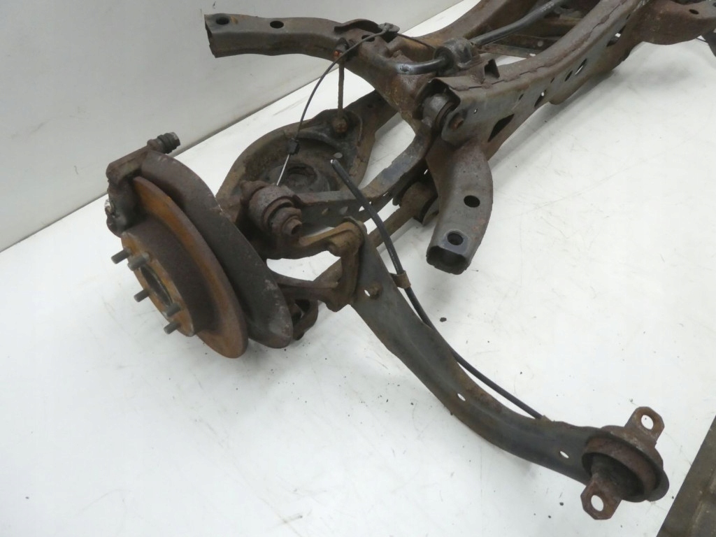 фото №7, Mazda 3 bm балка підвіска задня задня поворотний кулак підрамник