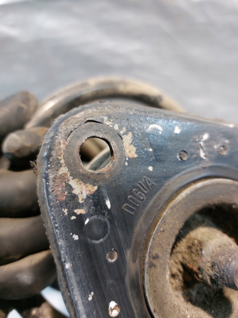 фото №7, Амортизатор пружина правый перед mazda 5 i 1.8 16v