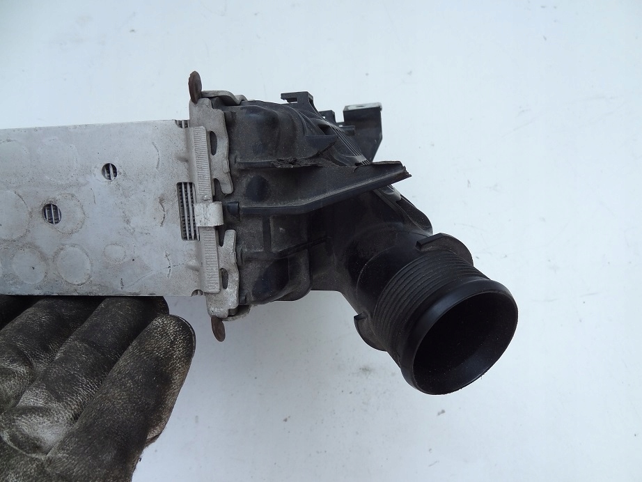 фото №5, Правый интеркулер 4m0145804aq audi q7 q8 porsche cayenne 9y vw touareg 760