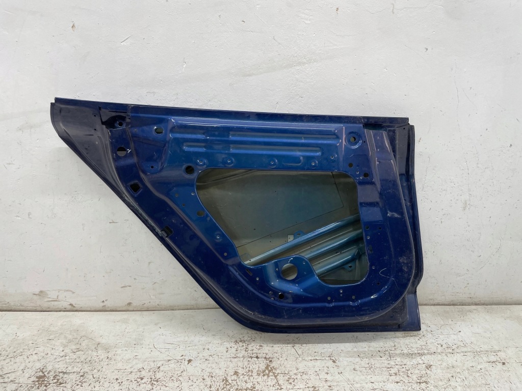Дверь левое  задняя tesla 3 17- Киев