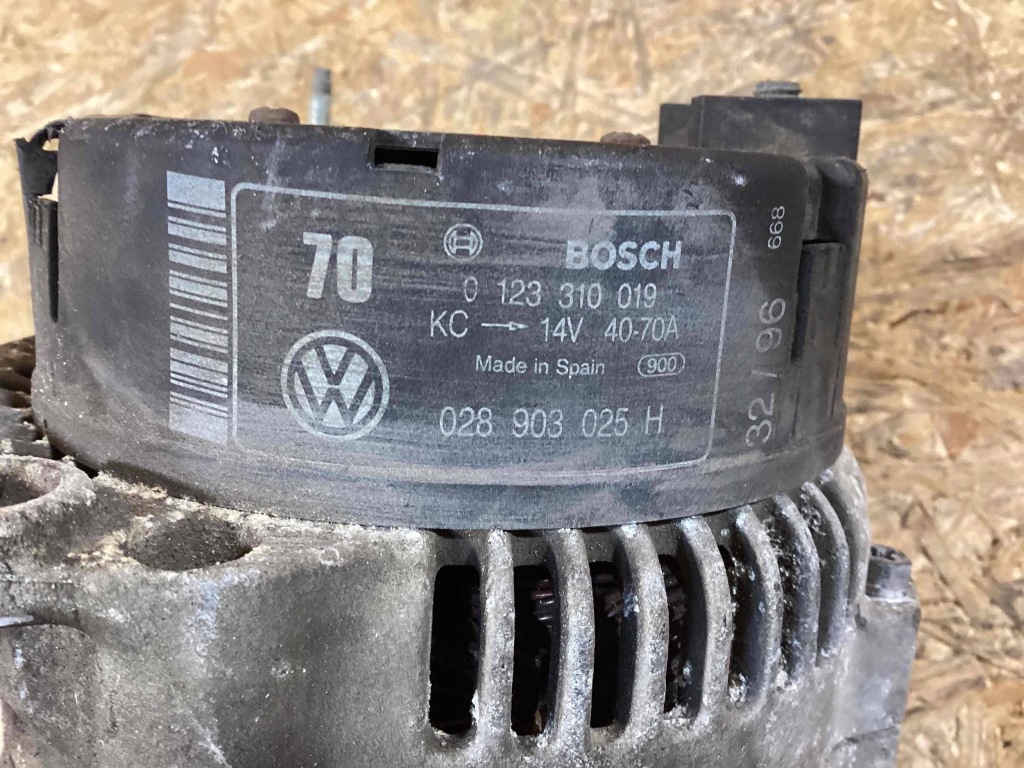 Генератор audi оригинал 028903025h Недорого