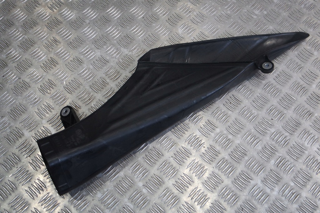 фото №1, Повітрозабірник повітря p lamborghini huracan 4s0129928b