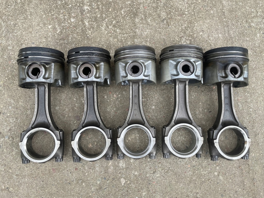 фото №1, Поршень шатун renault master ii mascott 3.0 dci dxi zd3