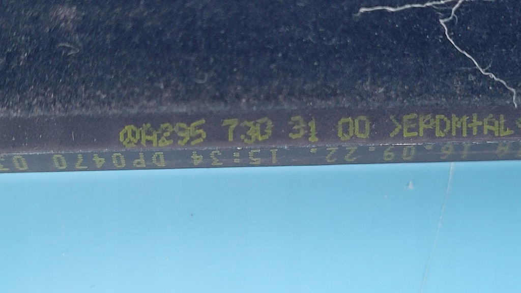 фото №15, Mercedes eqe 350+ 23r молдинг уплотнитель дверь левый задняя a2957303100