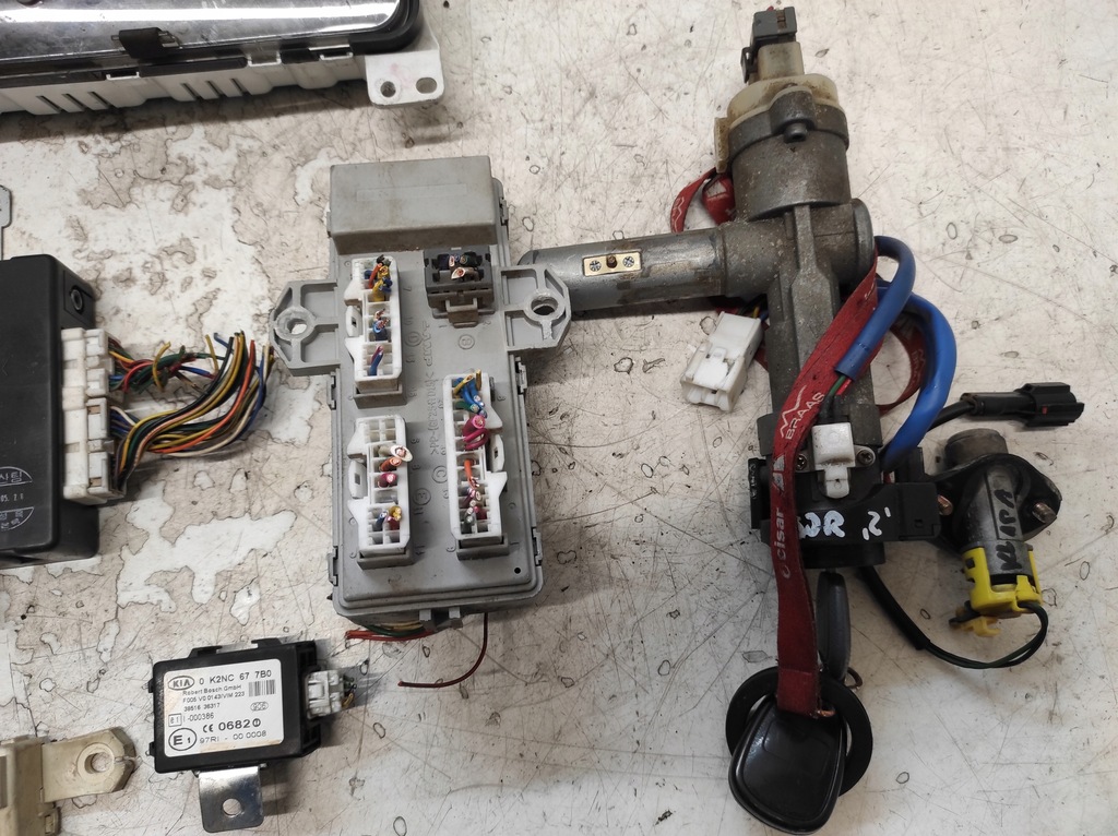 фото №6, Kia sorento 1 i 02- 2.5crdi набор стартовый блок управления 39100-4a720