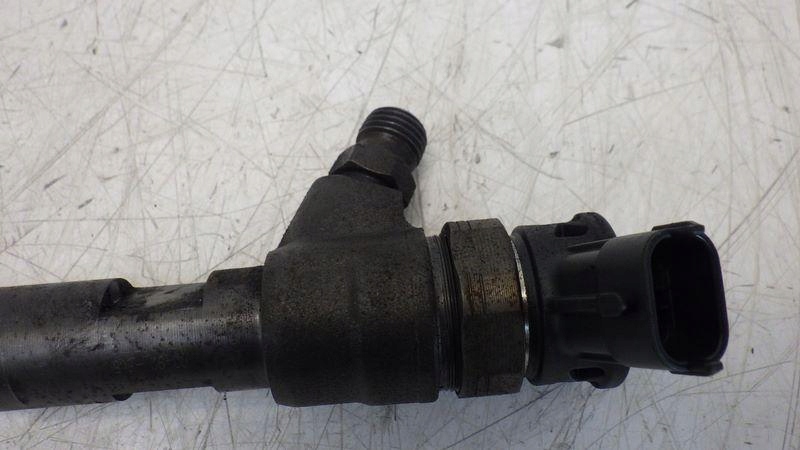 фото №7, Инжектор форсунки брызговики 98 tys renault clio iv 1.5 dci h8201108033 0445110485