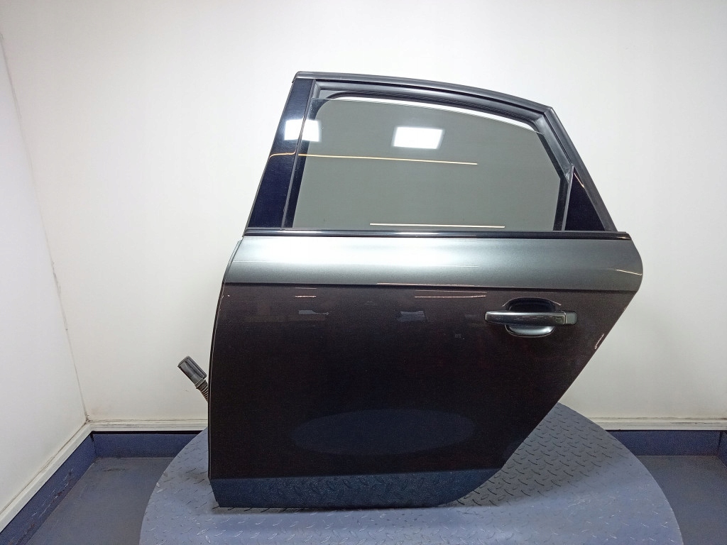 фото №1, Audi s4 a4 b8 sedan дверь задняя левая задние lz7s