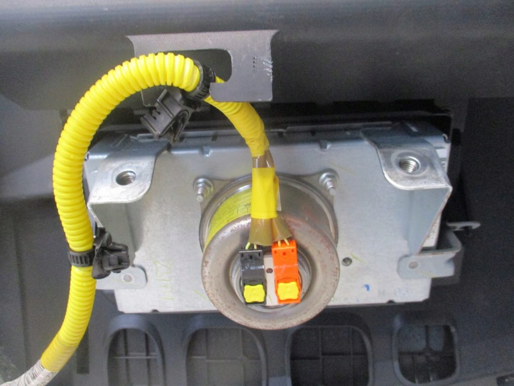 фото №6, Приборная панель приборная подушка пассажира verso