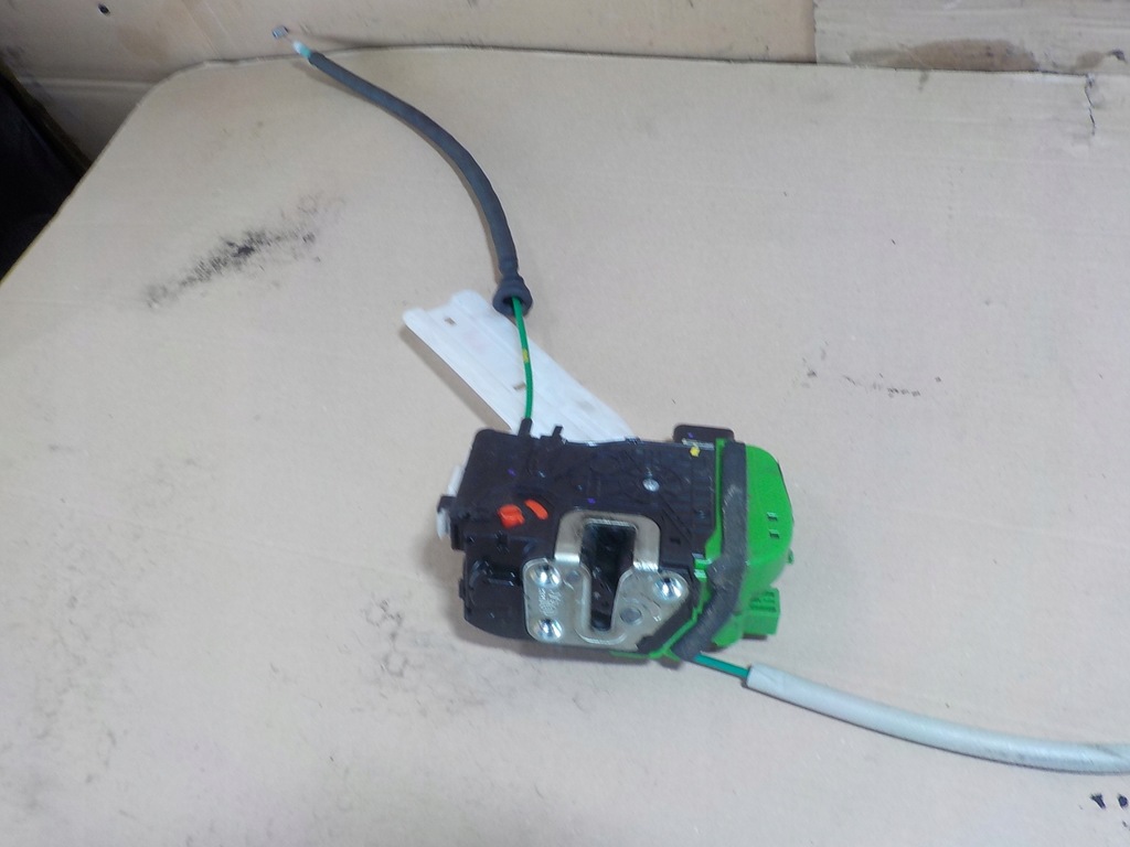 фото №5, Hyundai i40 замок дверь правый задняя