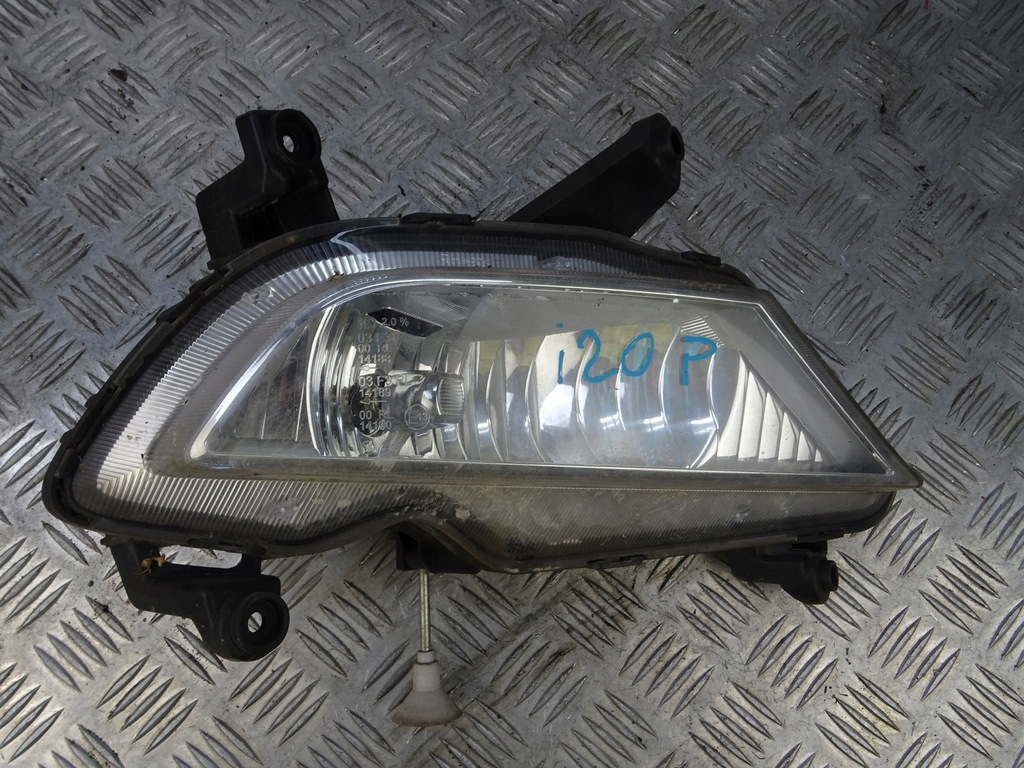 фото №1, Hyundai i20 ii противотуманная фара правый