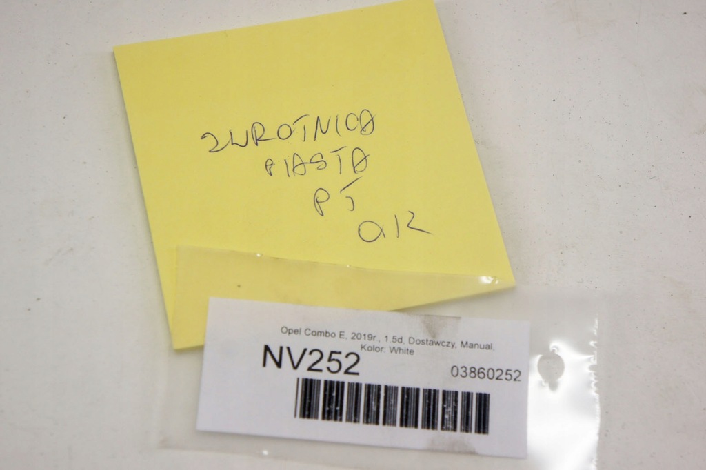 фото №7, Nv252 opel combo iv e 1.5d поворотний кулак правий задня