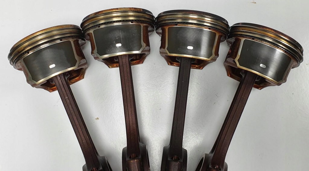 фото №7, Поршень + шатун volvo v50 2.4 b b5244s4