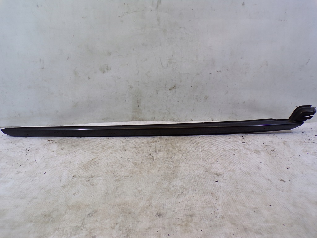 фото №1, Молдинг передньої скло права citroen c4