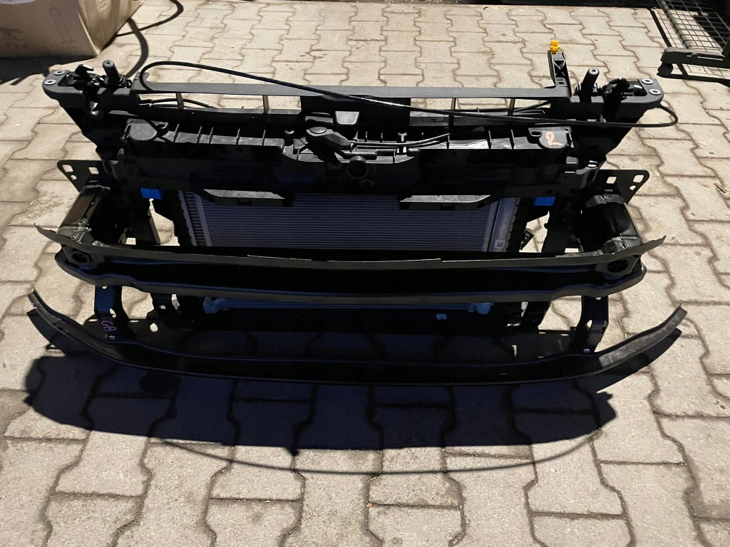 фото №6, Vw golf 8 viii tsi tdi pas передний перед радиатор