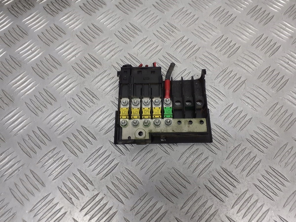 фото №1, Коробка предохранителей ford fiesta mk6 1.3