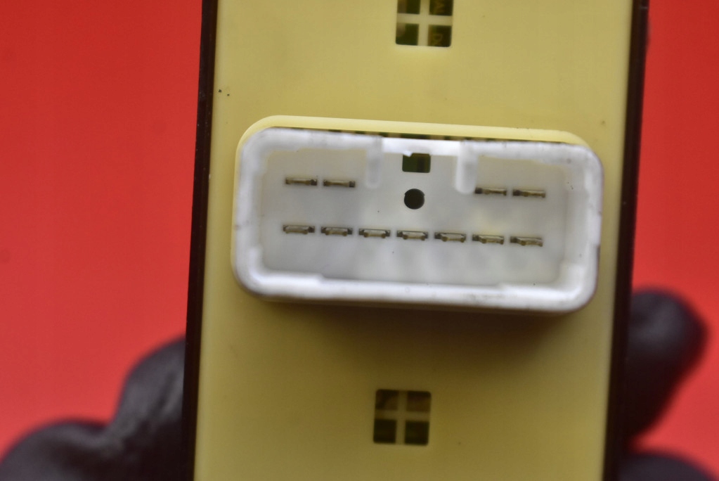 фото №7, Панель управление окон eu 93570-26100 hyundai santa fe 1 i 00-04