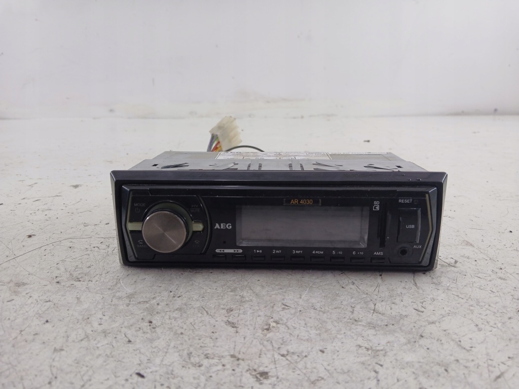 Aeg ar4030 радио автомобильные cd usb aux Цена