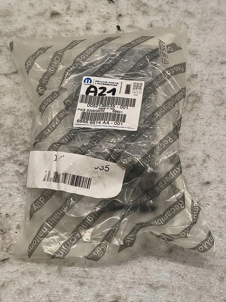 фото №1, Кронштейн кронштейн радара fiat 500 52138535