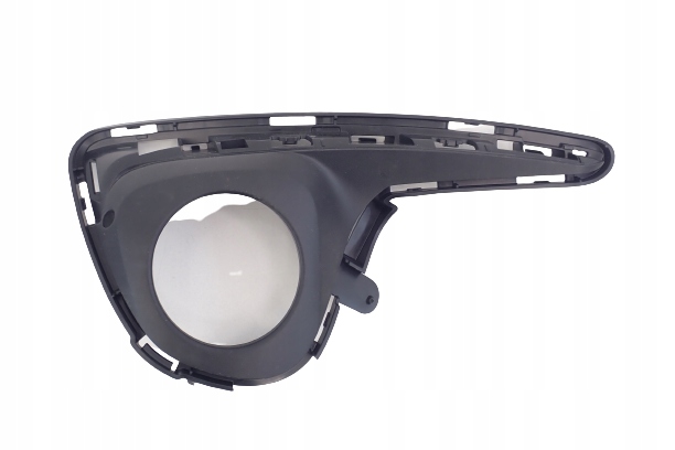 фото №1, Toyota yaris 2017- заглушка права рамка решітка