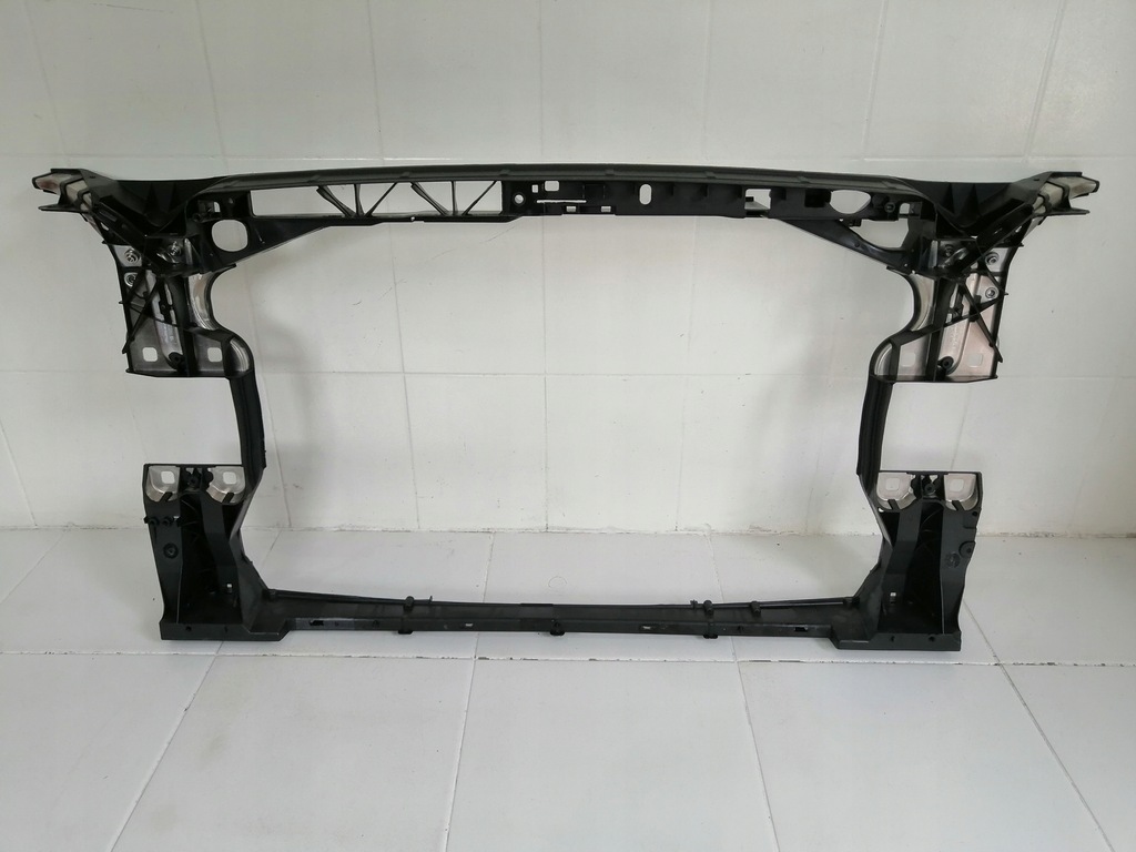 фото №1, Pas передний перед audi a4 b9 8w новый оригинал