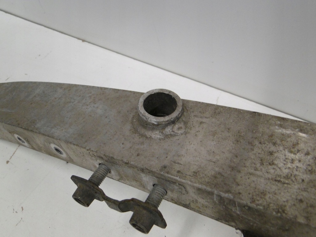 фото №6, Mercedes e klasa 207 w207 балка w бампер передній