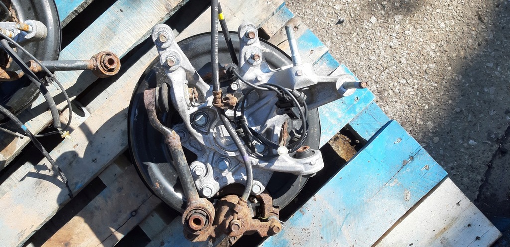 фото №1, Поворотний кулак ступиця honda odyssey 3.5 2011 - 2017 lh