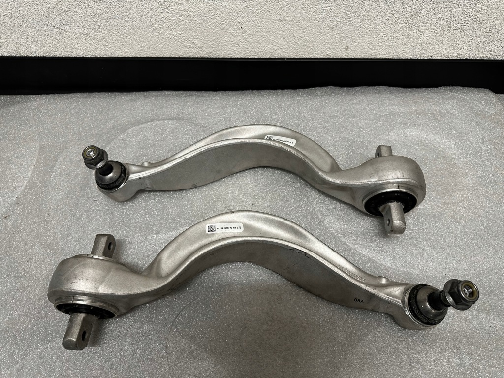 фото №1, Mercedes benz r232 рычаг правый левый a2323307901 a2323308001