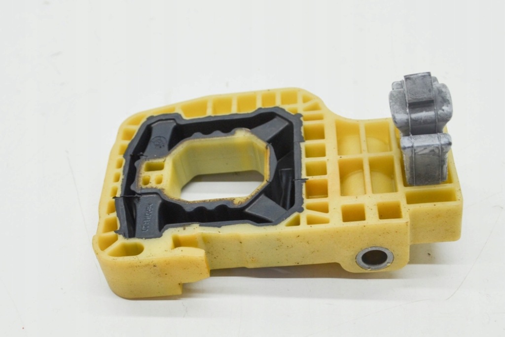 фото №7, Bmw 7 g11 левый кронштейн радиатора 17118632139 8632139 2016 новый оригинальный