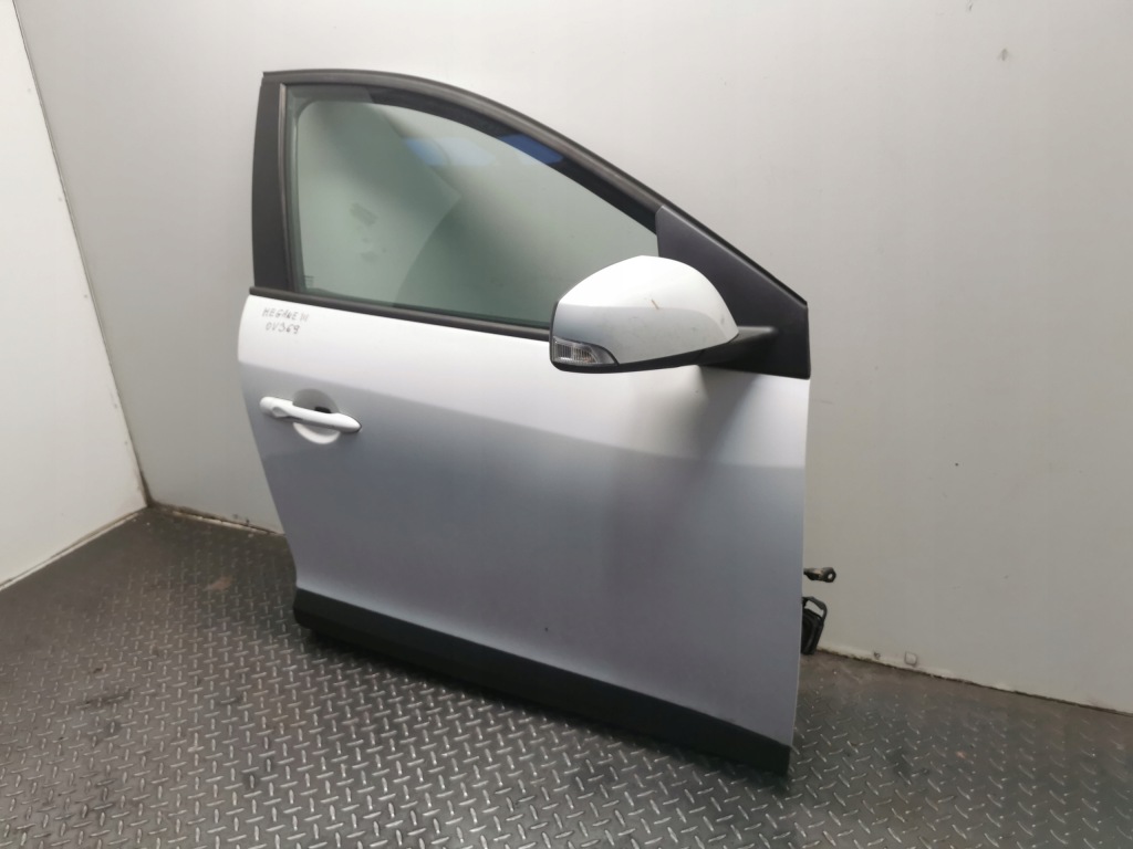 фото №4, Дверь правый перед renault megane iii ov369